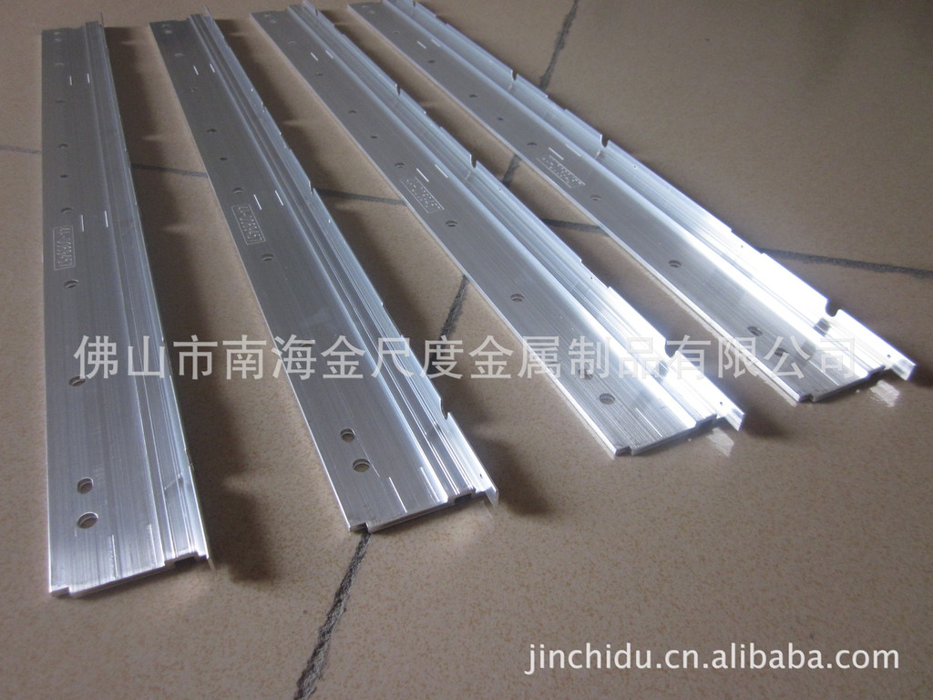 LED液晶電視支架鋁制配件 工藝與品質的融合，佛山金尺度金屬制品的專業之選